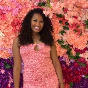 Meet your Posher, Amira